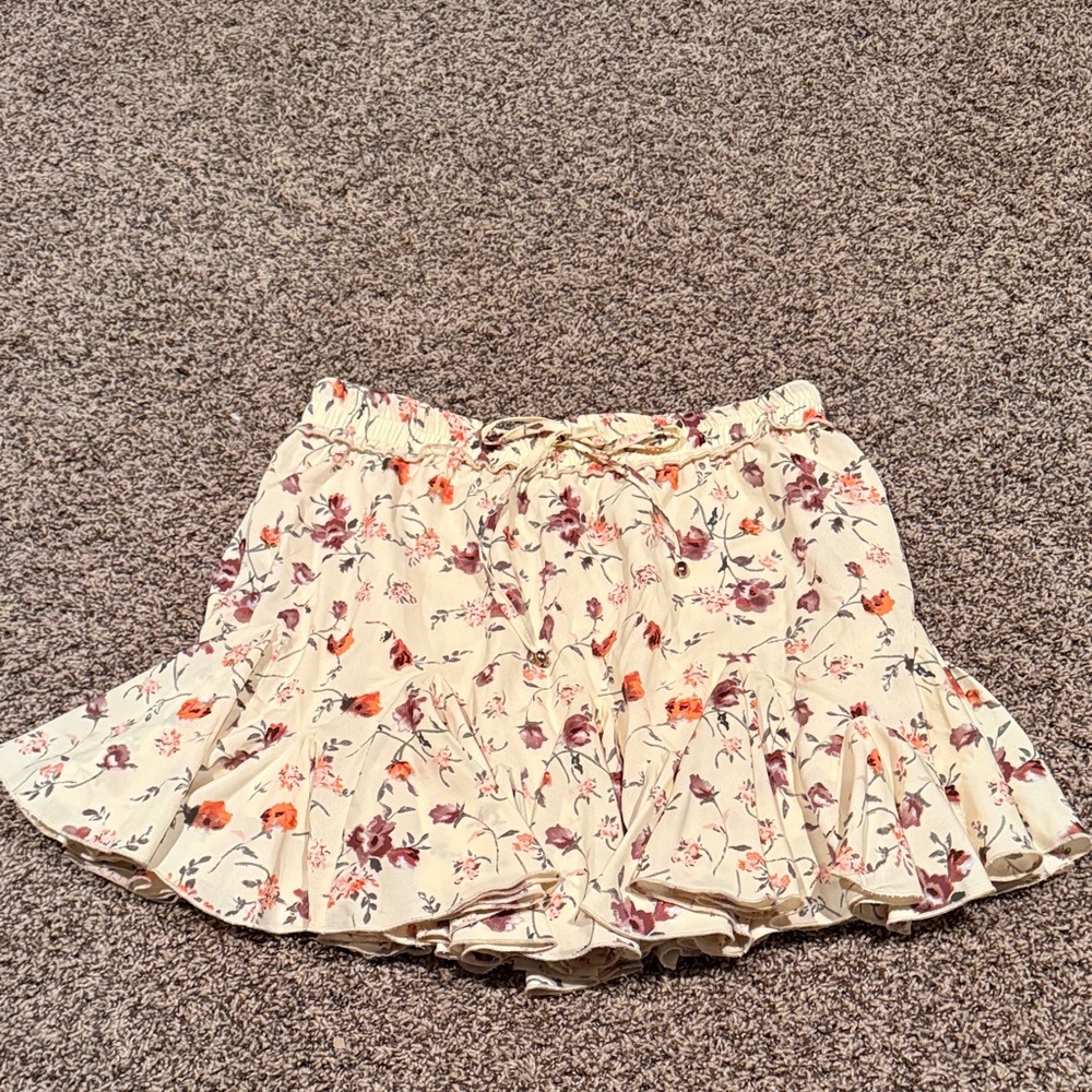 Blu Ivy Cream Floral Ruffled Mini Skirt